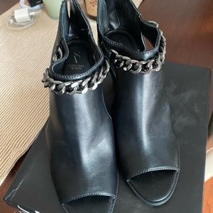 New Simply Vera peep toe booties black with chain. Never worn brand new.